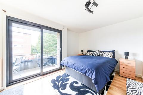 4 bedroom terraced house for sale, Castlecombe Drive, London, SW19