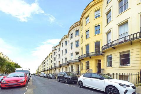 2 bedroom apartment for sale, Brunswick Place, Hove, BN3 1NE