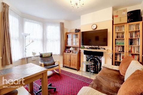 2 bedroom maisonette for sale, Winns Terrace, Walthamstow