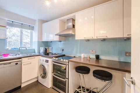 1 bedroom flat to rent, Telegraph Place, Isle Of Dogs, London, E14