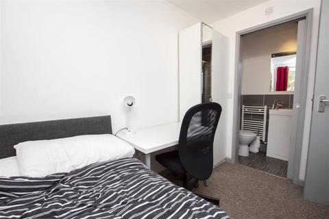 undefined, Heeley Road, Birmingham B29