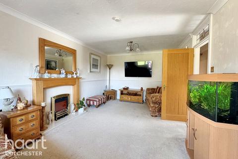 5 bedroom bungalow for sale, Brightlingsea Road, Thorrington