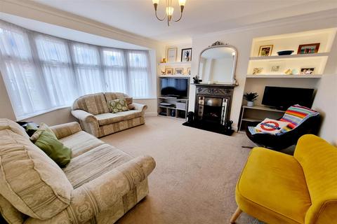 4 bedroom semi-detached house for sale, Wilton Road, Cockfosters, EN4