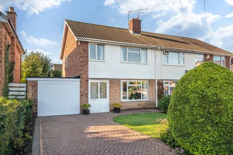 11 Crabtree Drive, Bromsgrove, B61 8NX