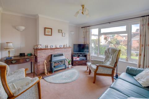 11 Crabtree Drive, Bromsgrove, B61 8NX
