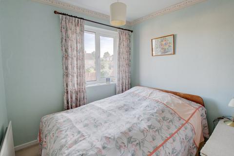 11 Crabtree Drive, Bromsgrove, B61 8NX