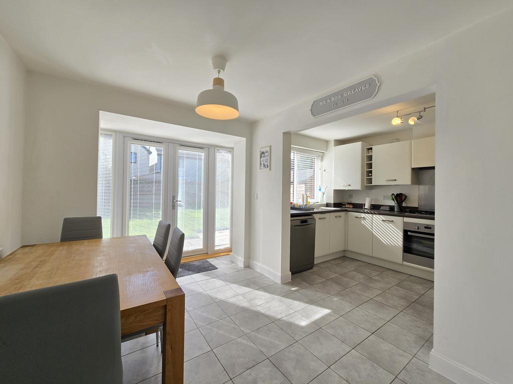 Kitchen /Dining Room