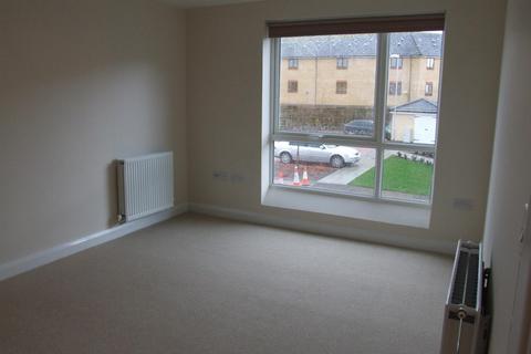 2 bedroom flat to rent, Franklin Avenue, Watford, WD18