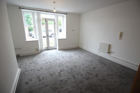 2 bedroom flat to rent, Sandown Lane, Liverpool L15