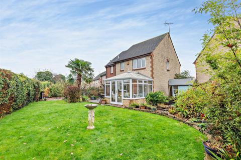 4 bedroom detached house for sale, Rendcomb Drive, Cirencester