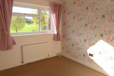 37 Baneberry Road, Gloucester, GL4 6YR