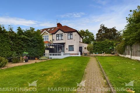 3 bedroom semi-detached house for sale, York Road, Skellow