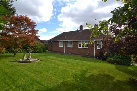 3 bedroom detached bungalow for sale, High Road, Barrowby