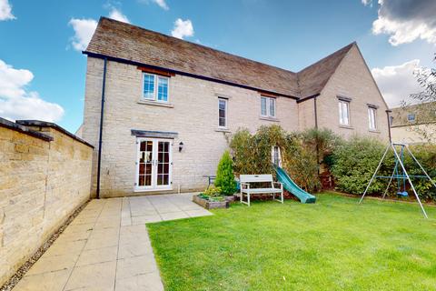 4 bedroom semi-detached house for sale, Field View Lane, Witcombe