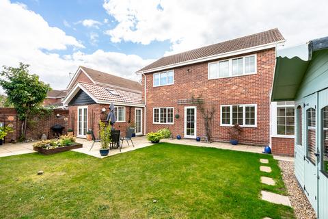 4 bedroom detached house for sale, Dereham