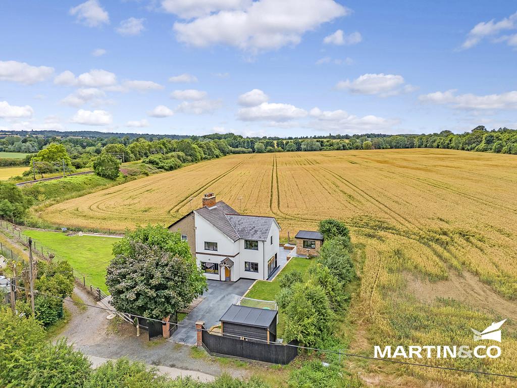 Private Road, Chelmsford 3 bed semidetached house for sale £600,000