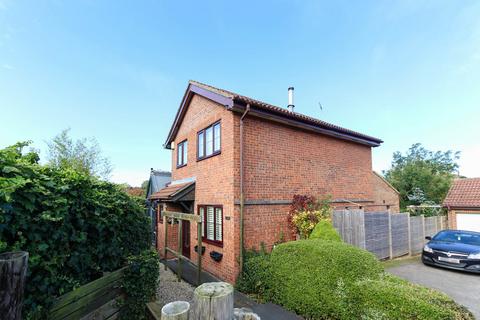 3 bedroom detached house for sale, Medway Drive, Wellingborough NN8