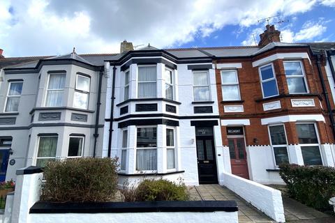 5 bedroom terraced house for sale, Warwick Road, Cliftonville