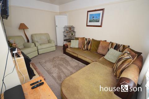 2 bedroom apartment to rent, Sea View Road, Parkstone