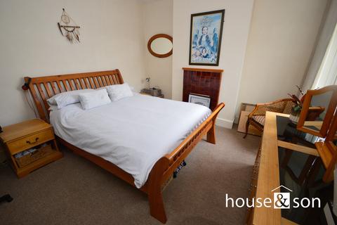 2 bedroom apartment to rent, Sea View Road, Parkstone