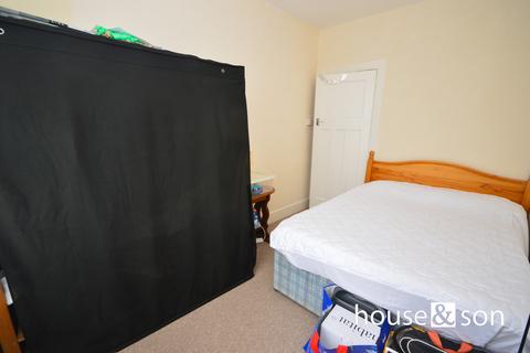 2 bedroom apartment to rent, Sea View Road, Parkstone