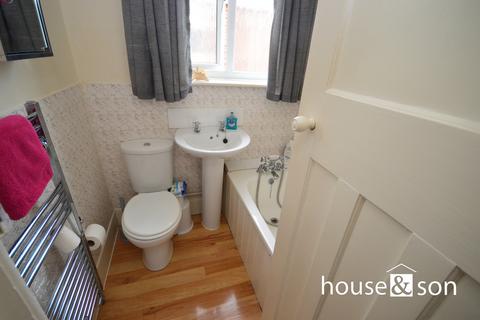 2 bedroom apartment to rent, Sea View Road, Parkstone