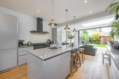 4 bedroom terraced house for sale, Oaklands Road, East Sheen, London