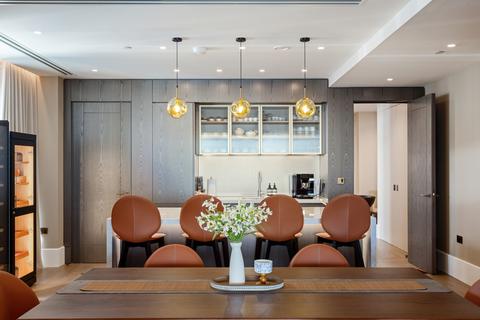 undefined, Oak Lane, London