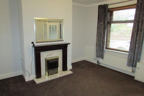 2 bedroom terraced house to rent, Whitworth Road Healey