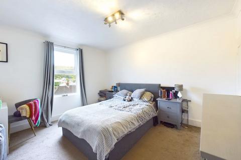 247 Godstone Road, Kenley, CR8 5BP