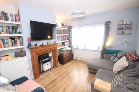 2 bedroom property for sale, Beechwood Avenue, Greenford