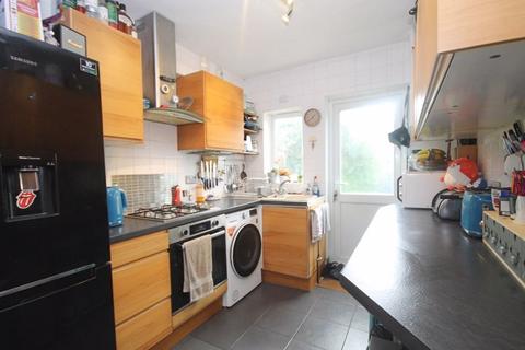 2 bedroom property for sale, Beechwood Avenue, Greenford