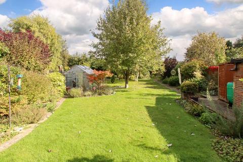 4 bedroom detached house for sale, Dundale Road, Tring