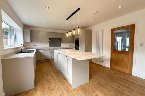 137 Armshead Road, Werrington, Stoke-on-trent, ST9 0EL