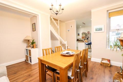 14 Strode Road, Clevedon, BS21 6QB