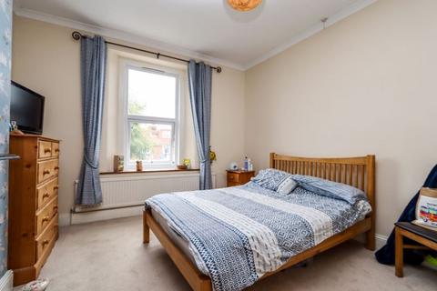 14 Strode Road, Clevedon, BS21 6QB