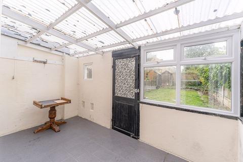 3 bedroom terraced house for sale, Oatlands Road, Enfield