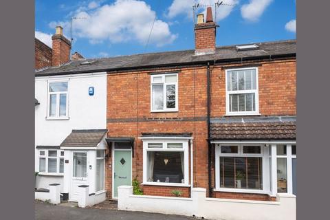 2 bedroom terraced house for sale, Queen Street, Kingswinford