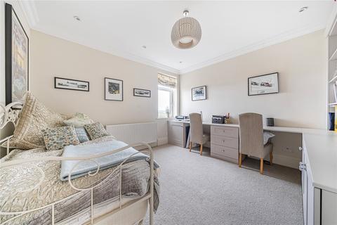 Kingsley Cross Road, Hawley, Dartford, DA2 7RS