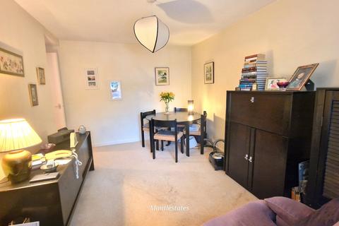 1 bedroom flat for sale, Leicester Road, New Barnet EN5