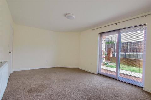 2 bedroom flat for sale, Finchlay Court, Low Lane