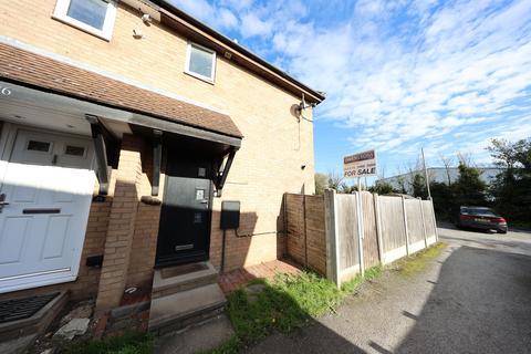 2 bedroom end of terrace house for sale, Charlotte Place, West Thurrock, Grays