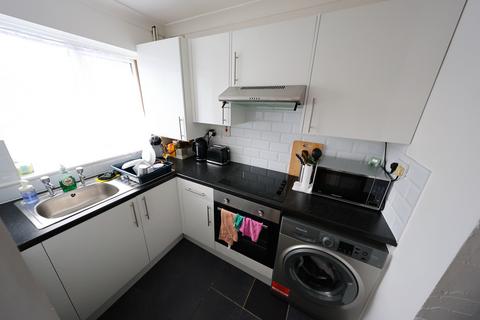 2 bedroom end of terrace house for sale, Charlotte Place, West Thurrock, Grays