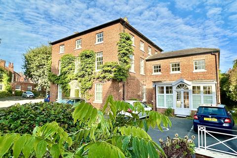 3 bedroom apartment to rent, The Mappin 9 Wisteria Gardens 10 Sharrow Lane Sharrow Sheffield S11 8AA