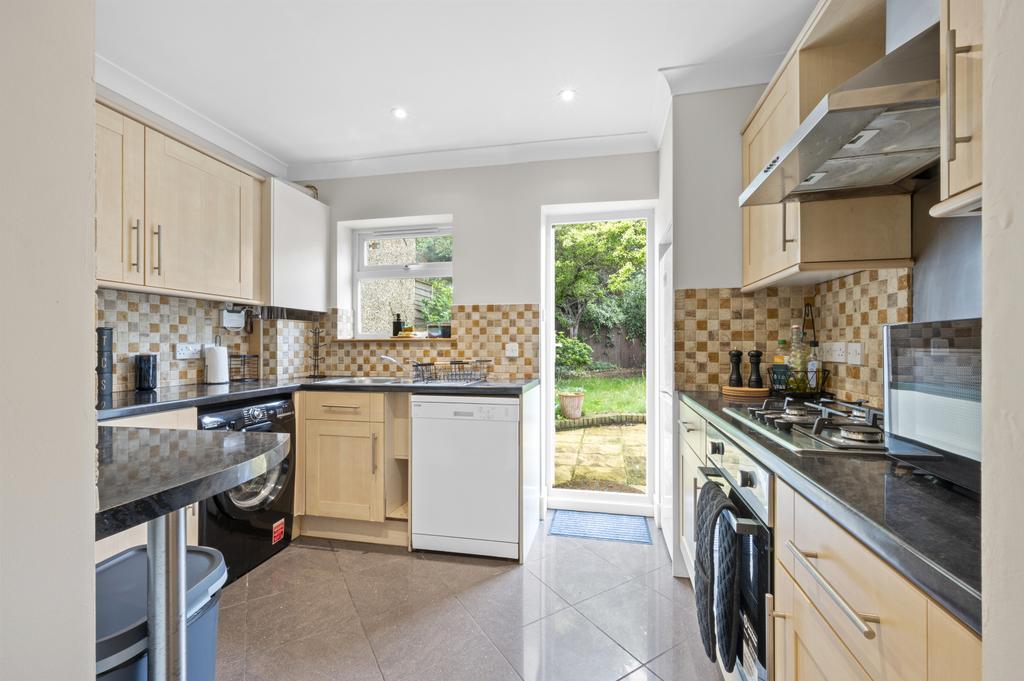 Hartfield Crescent, Wimbledon SW19 2 bed end of terrace house for sale