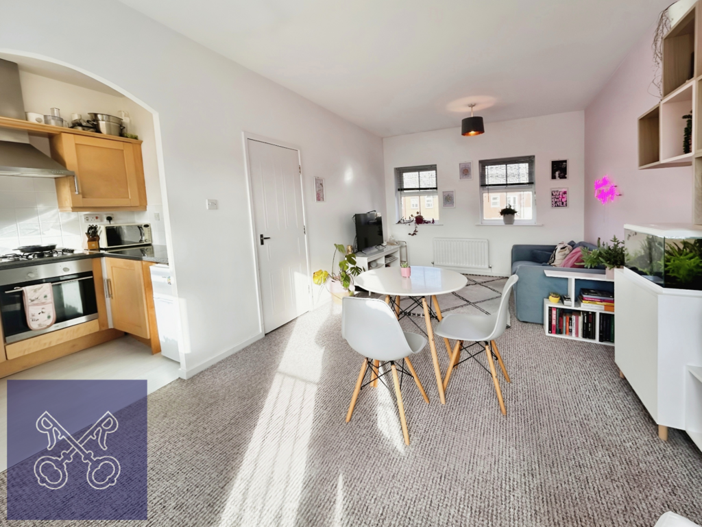 Sitting/Dining Room