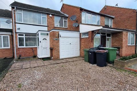 3 bedroom terraced house to rent, Tresillian Road, Coventry CV7