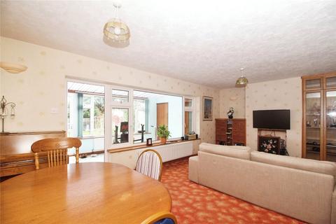 4 bedroom detached house for sale, Calver Crescent, Leicester LE9