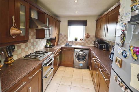 3 bedroom end of terrace house for sale, Avondale Place, Lower Stoke ME3