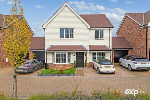 4 bedroom detached house for sale, Ingatestone CM4